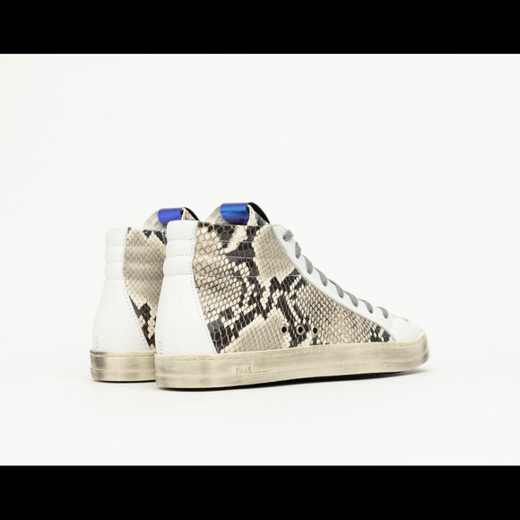 Brand new, never worn. - Picture 2 of 3